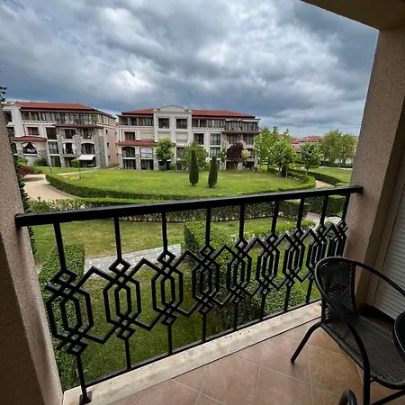 Apartment Green Life Beach Studio